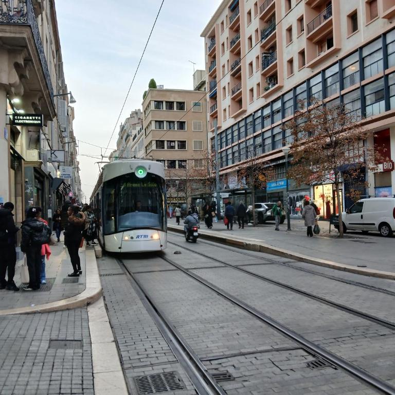 Marseille loft américain centre ville 7 personnes - Apartment mit 3 Schlafzimmern - 40