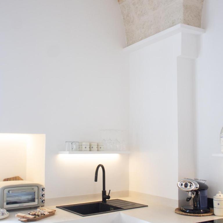 Dimora Lauré - Appartamento con 2 Camere da Letto, Balcone e Terrazza - 5