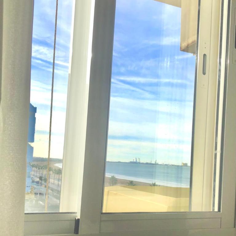 Vistas al mar primera linea playa Valdelagrana - Apartamento de 1 dormitorio - 43