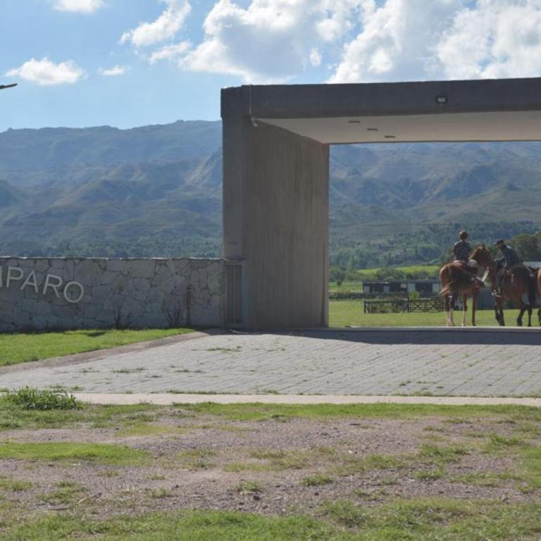 Casa Luoni Hotel Boutique & Aparts - Suite con vistas a la montaña - 4
