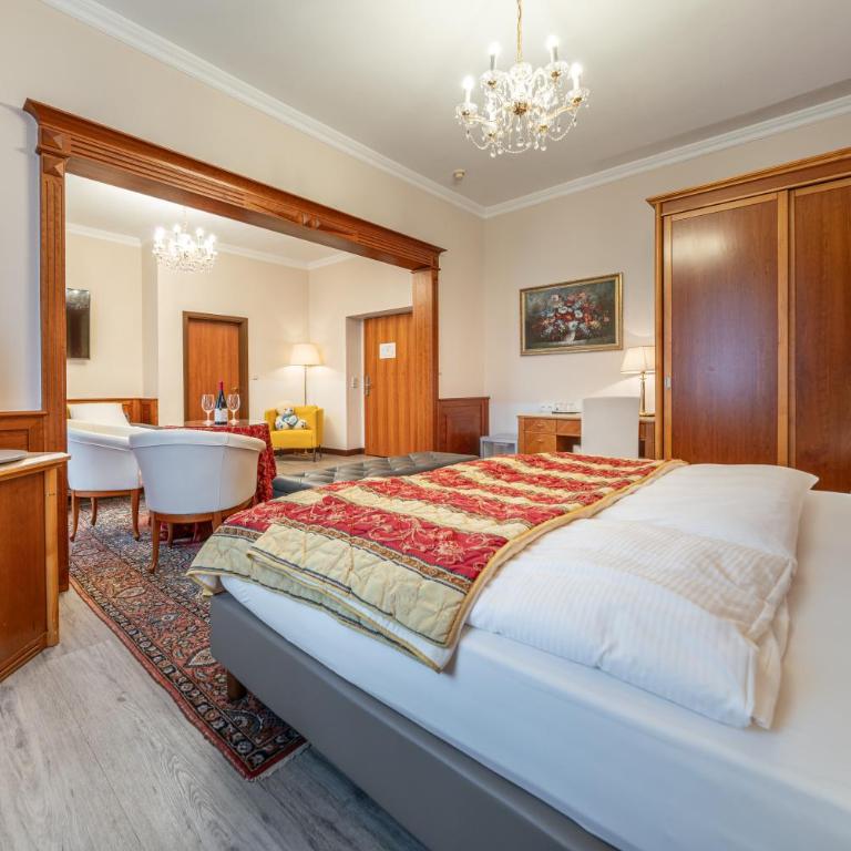 Hotel Neue Post I self check-in - Junior Suite Vintage - 11