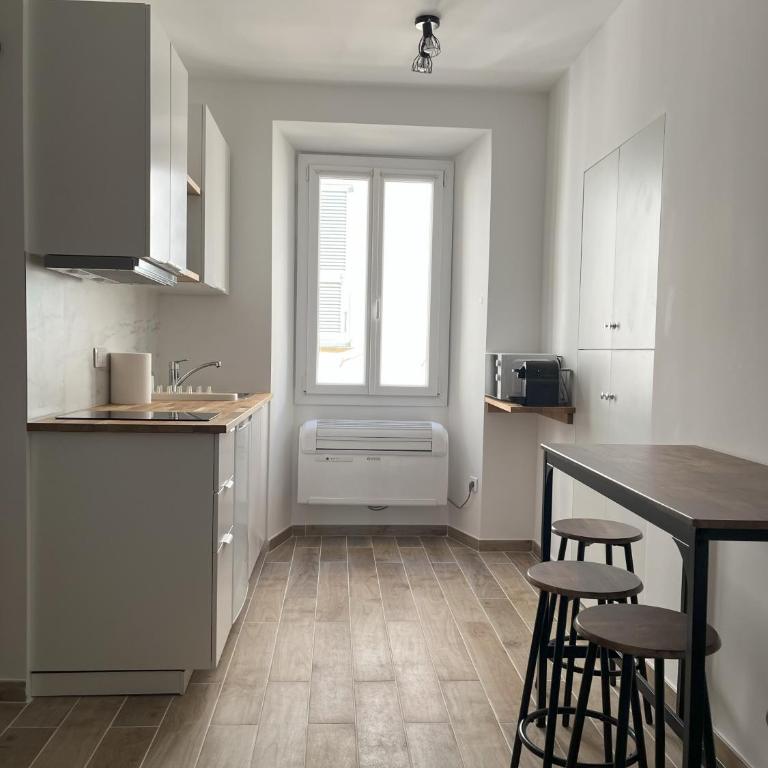 Renovated Seaside Studio in the Heart of Menton - Apartment mit 1 Schlafzimmer - 1