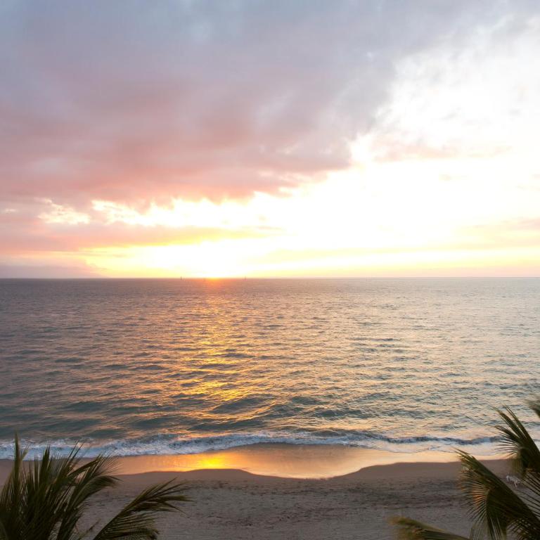 Crown Paradise Golden All Inclusive Resort - Adults Only - Ocean Front Deluxe Room - 2