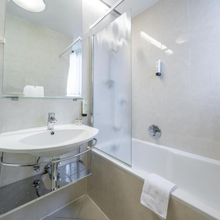 Hotel Neue Post I self check-in - Camera Superior Doppia con Letti Singoli con Aria Condizionata - 2
