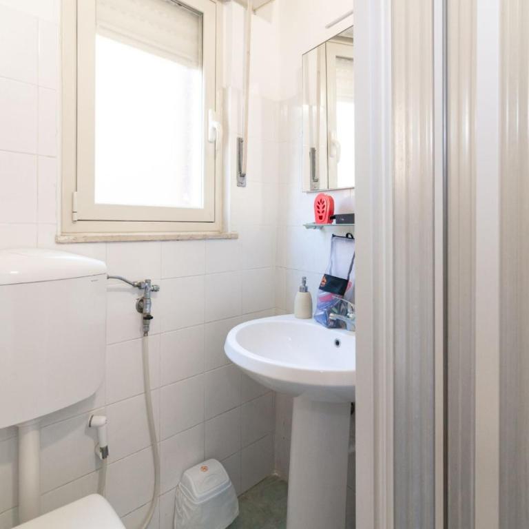 Salsedine Apartments - Camera Quadrupla con Bagno Privato - 14