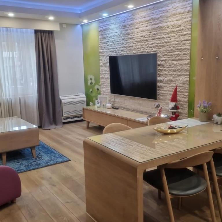 City Center Apartment Sarajevo Accross BBI Shopping Mall - Deluks Apartman - 2