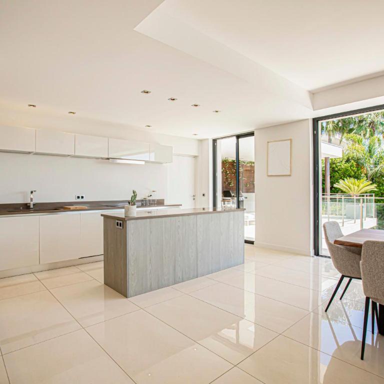 REF 2152 - Le Cannet - Sea view villa for rent - Villa - 16