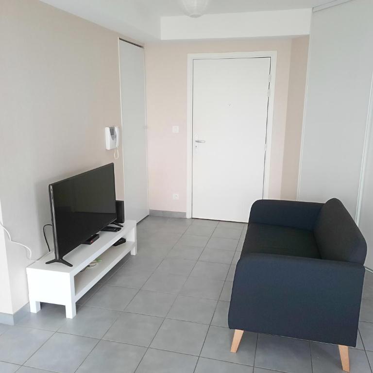 Le 18 - Apt 2 Personnes, avec terrasse - Monolocale - 12