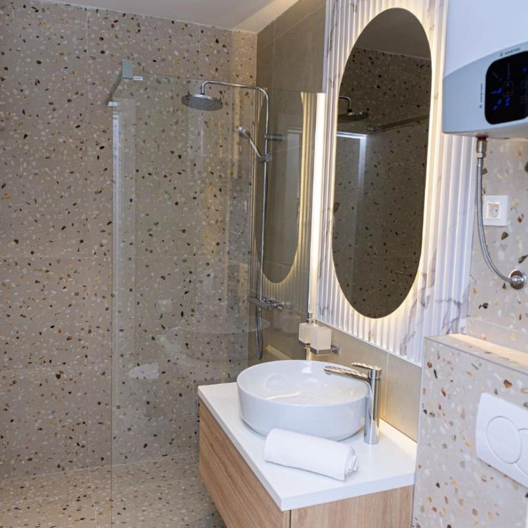 Vila Konatar - Porodični Apartman s 1 Spavaćom Sobom - 7