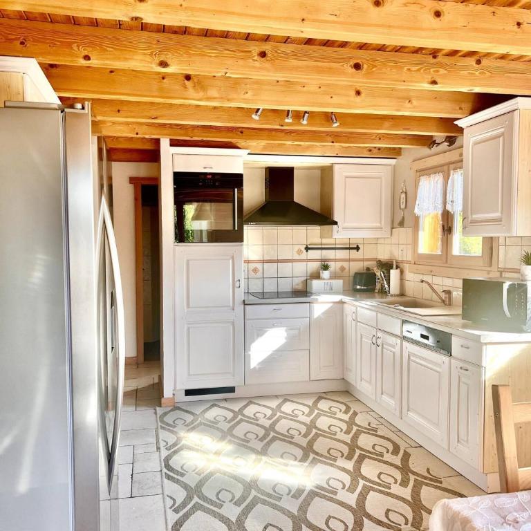 Charming family Chalet for 8 people, with private Hot Tub - Chalet - 14