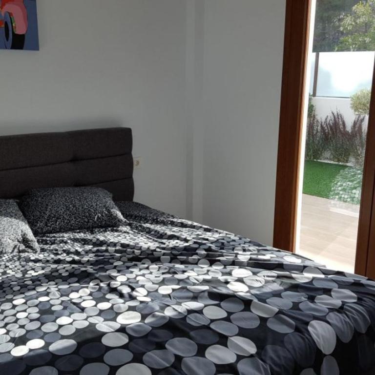 Villa Breda,Stylish villa with pool and views in Polop de la Marina, Alicante - Three-Bedroom Villa - 18