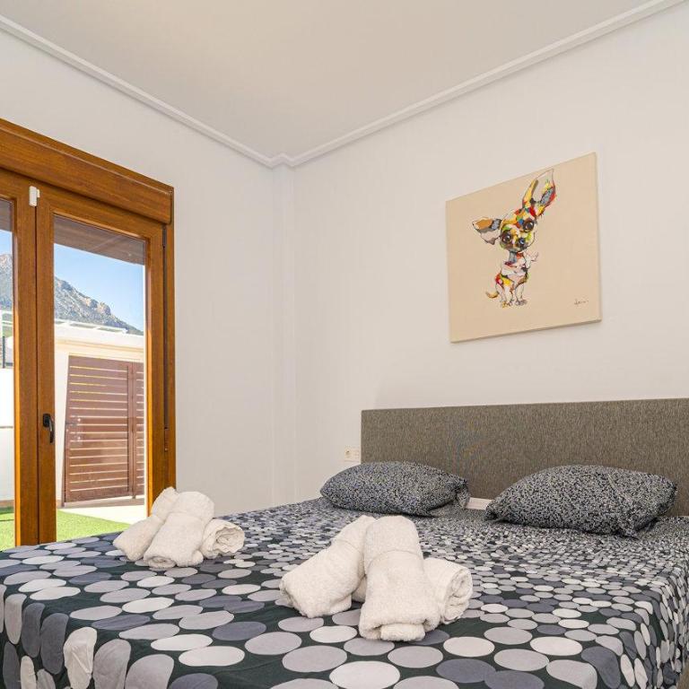 Villa Breda,Stylish villa with pool and views in Polop de la Marina, Alicante - Three-Bedroom Villa - 20