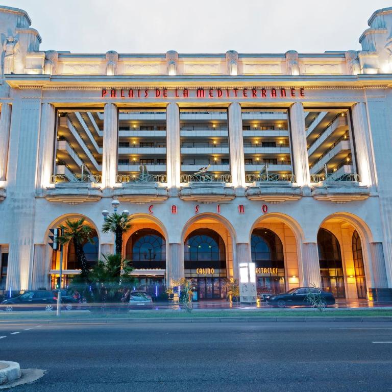 Le GRAND JEAN - CENTRAL PRES GARE ET TRAM - supermarchés - WIFI - 3 Person - Appartement 1 Chambre - 27