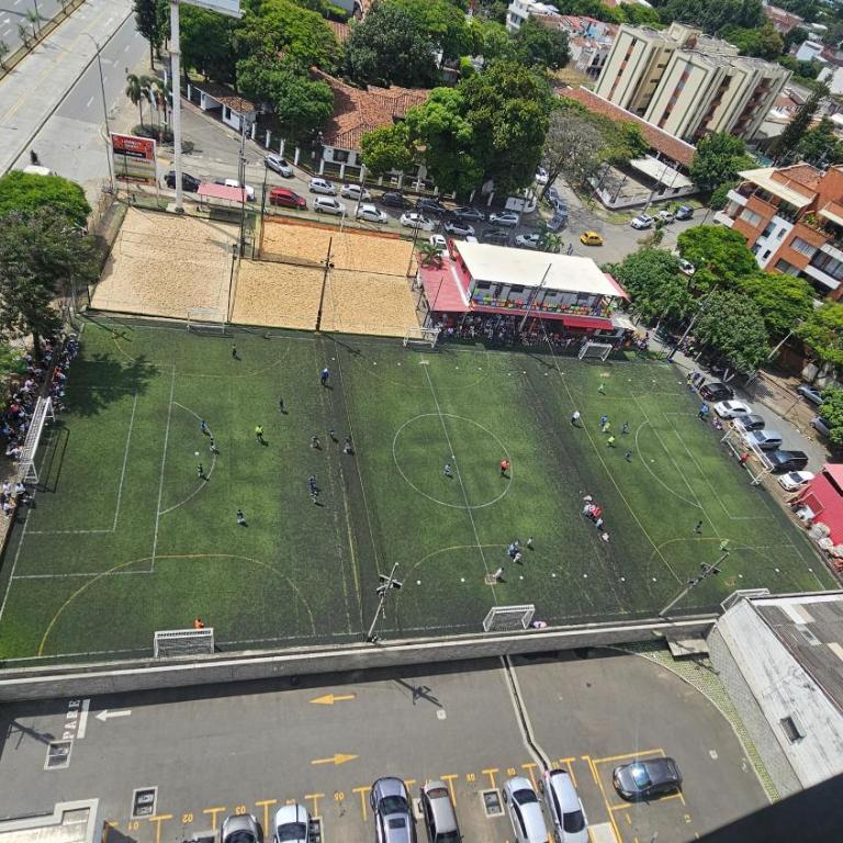 Descubre el paraiso en Cali Apartaestudio piso 15 - Apartamento de 1 dormitorio - 2