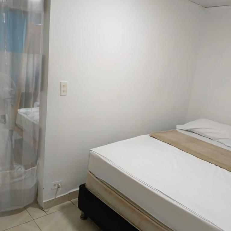 Apara estudio amplio con ubicación privilegiada - One-Bedroom Apartment - 18