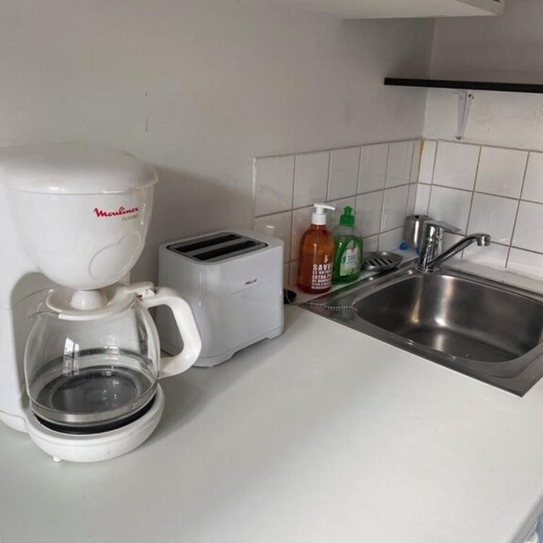 Romantic Studio apt Historical Center Paris Marais - One-Bedroom Apartment - 5