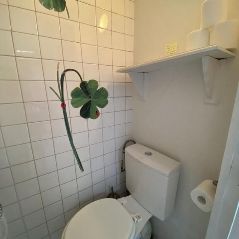 Romantic Studio apt Historical Center Paris Marais - One-Bedroom Apartment - 9