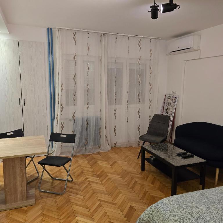 Azzurro Studio Apartment - Apartment - 7
