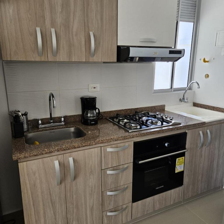 Apartamento Edif Aragoa, Rodadero sur, santa Marta - Two-Bedroom Apartment - 13