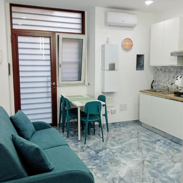 La casa di Viviana Duomo centro storico di Napoli - One-Bedroom Apartment - 9