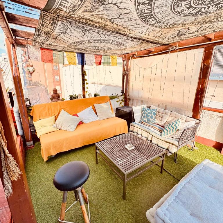 Casa Clot - Deluxe Double Room with Shower - 31