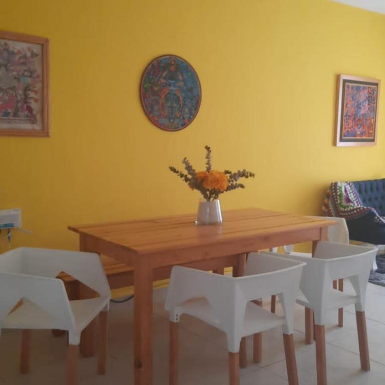 La Casita de Marce - Four-Bedroom House - 7