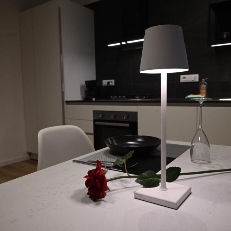 KoneroHome - Appartamento con 2 Camere da Letto - 6