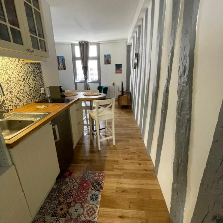 Adorable studio Parking possible - Apartment mit 1 Schlafzimmer - 3