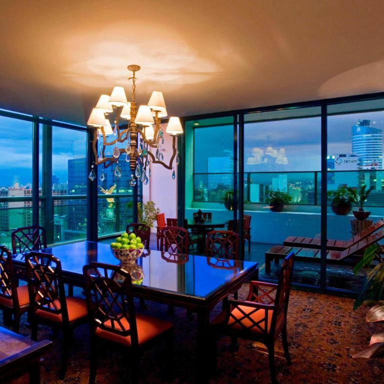 Sheraton Maria Isabel Mexico City Reforma - Marco Polo Presidential Corner Room with Angel View - Club Level - 2