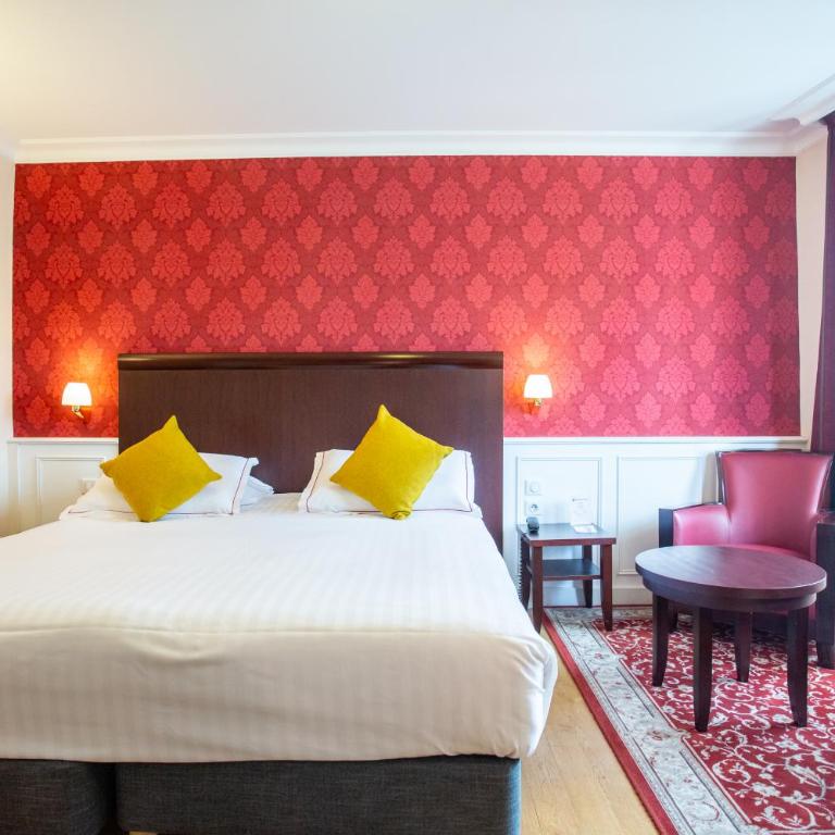 Best Western Plus Hôtel D'Angleterre - Centre historique - Suite Lit King-Size avec Canapé-Lit - 1