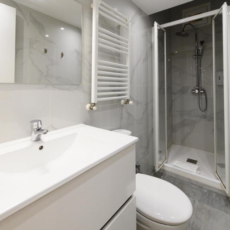 For You Rentals Elegante vivienda de 3 habitaciones en el centro de Madrid Temporal PSM92 - Apartamento de 3 dormitorios - 3