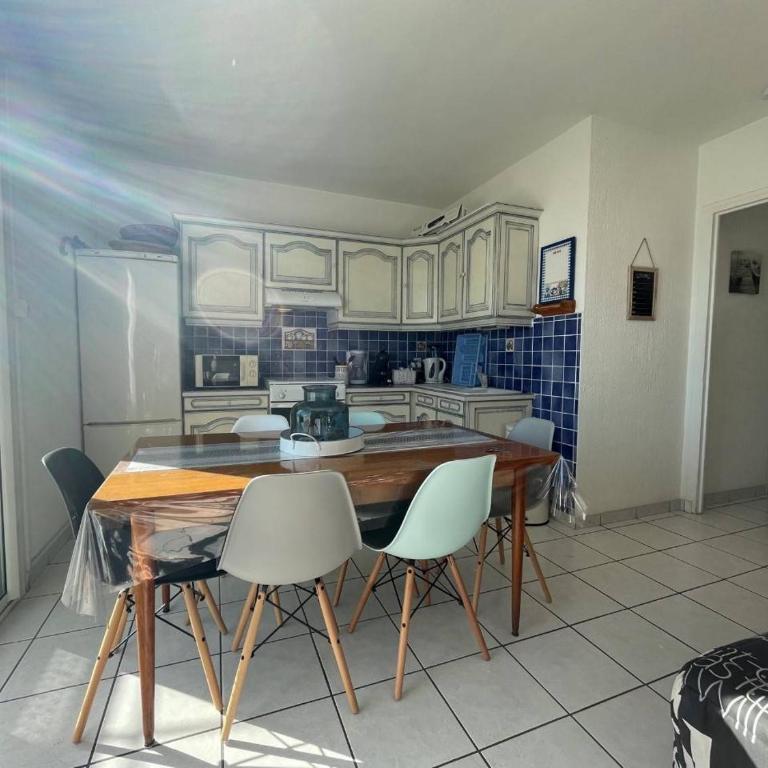 Appartement 2 pièces cabine 5 couchages SAINT CYPRIEN SC610-002 - Appartamento con 2 Camere da Letto e Vista Mare - 4
