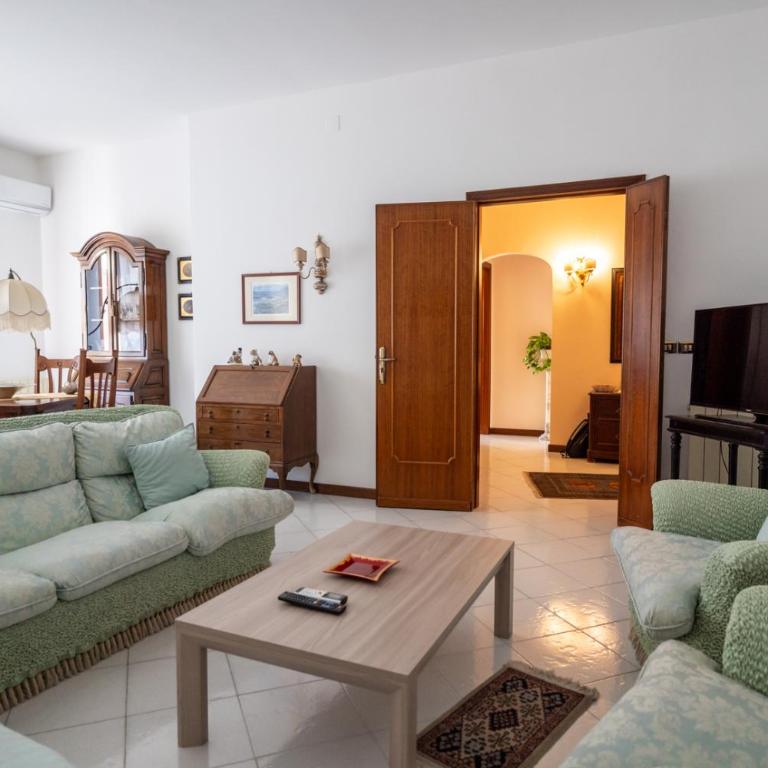 Frontemare da Anna - Three-Bedroom Apartment with Sea View - 31