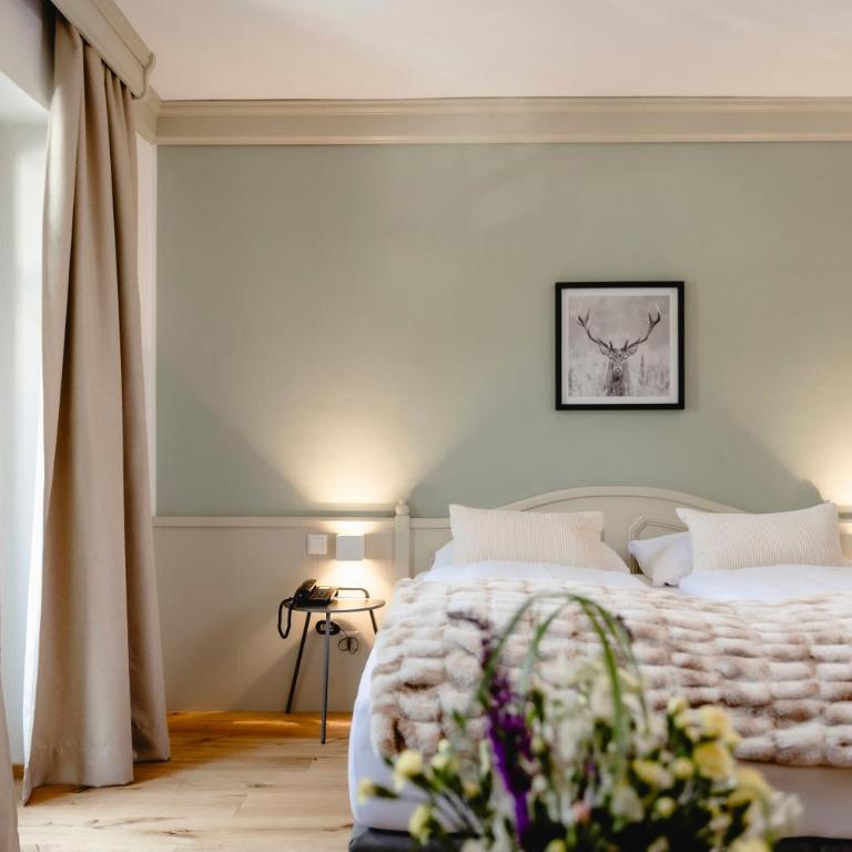 Boutiquehotel Hubertushof - Doppelzimmer mit Balkon - 8