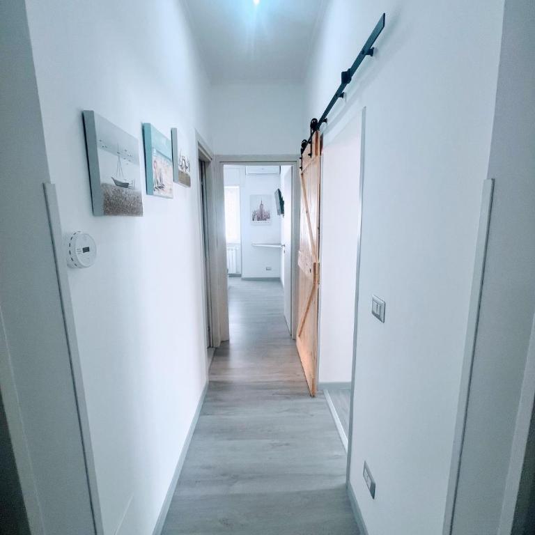 Alloggio Turistico in Via Bertolini - Appartamento con 2 Camere da Letto - 4