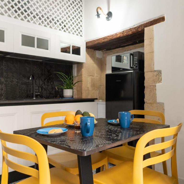 GuestHost - Aretusa Suite - Ortigia Historic Gem - Appartamento con 1 Camera da Letto - 1