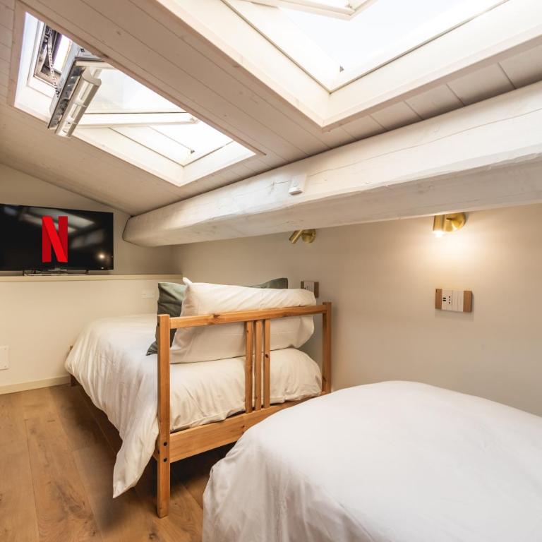 AmazHome - "Luxury & Design" oasi nel centro città - Villa con 3 Camere da Letto - 45