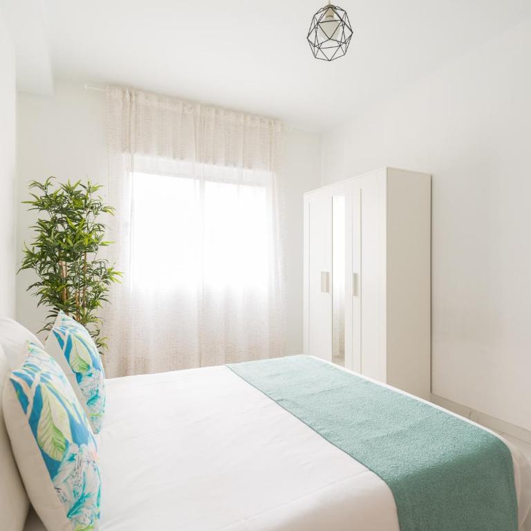 CITY FAMILY Néstor de la Torre - Three-Bedroom Apartment - 7