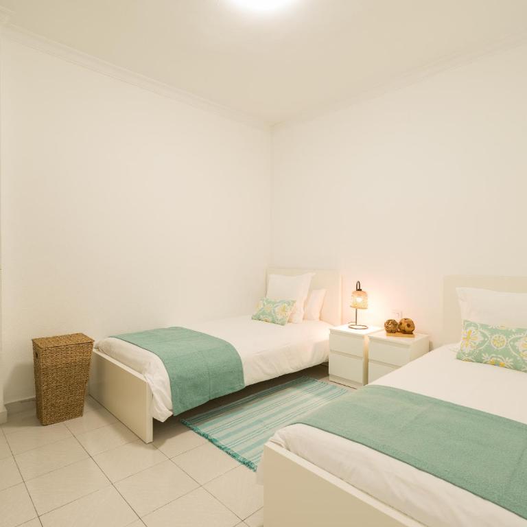 CITY FAMILY Néstor de la Torre - Three-Bedroom Apartment - 12