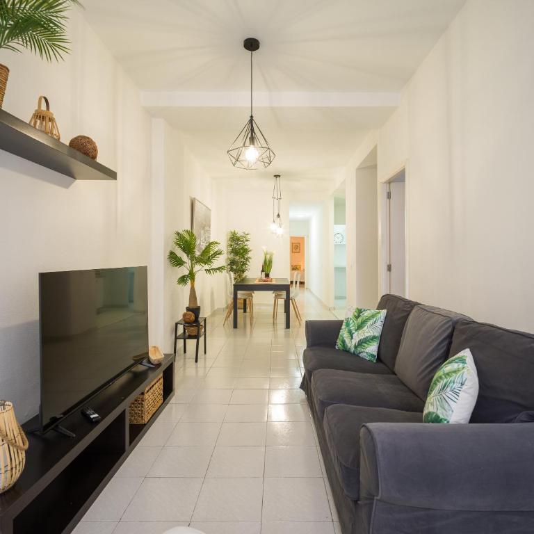 CITY FAMILY Néstor de la Torre - Three-Bedroom Apartment - 3