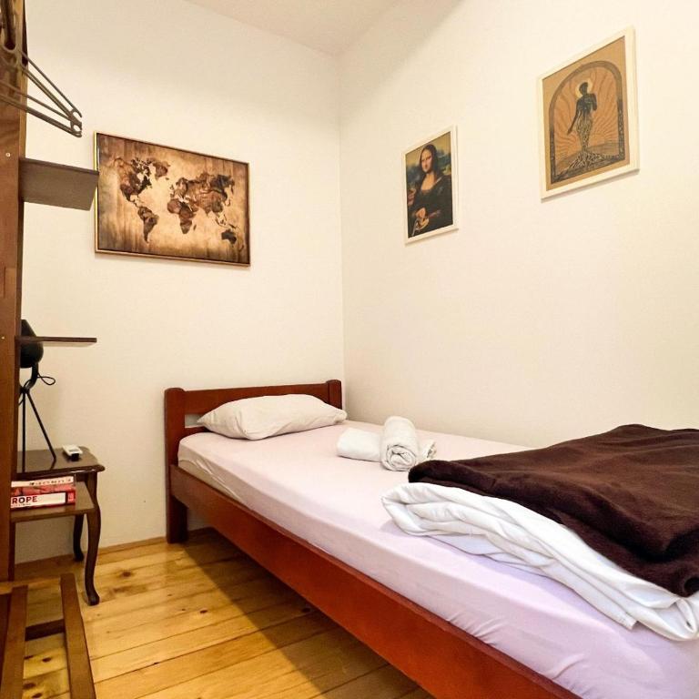 Old Town Homestel - Budget Single Room - 1
