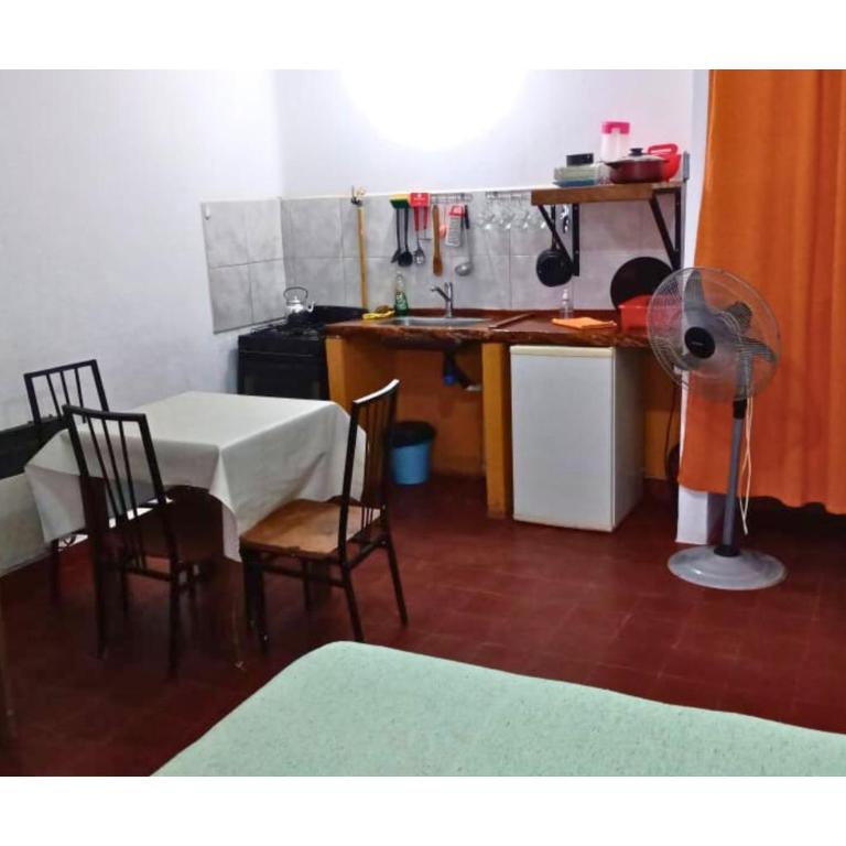 Hospedaje Los quebrachos - Estudio Familiar - 20