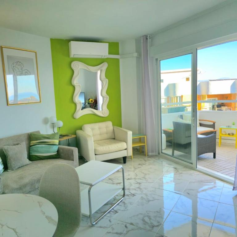 Nogalera Skyline Retreat one bedroom apartment with balcony and amazing sea and city views BY NAMASTE ELITE - Apartamento de 1 dormitorio - 2