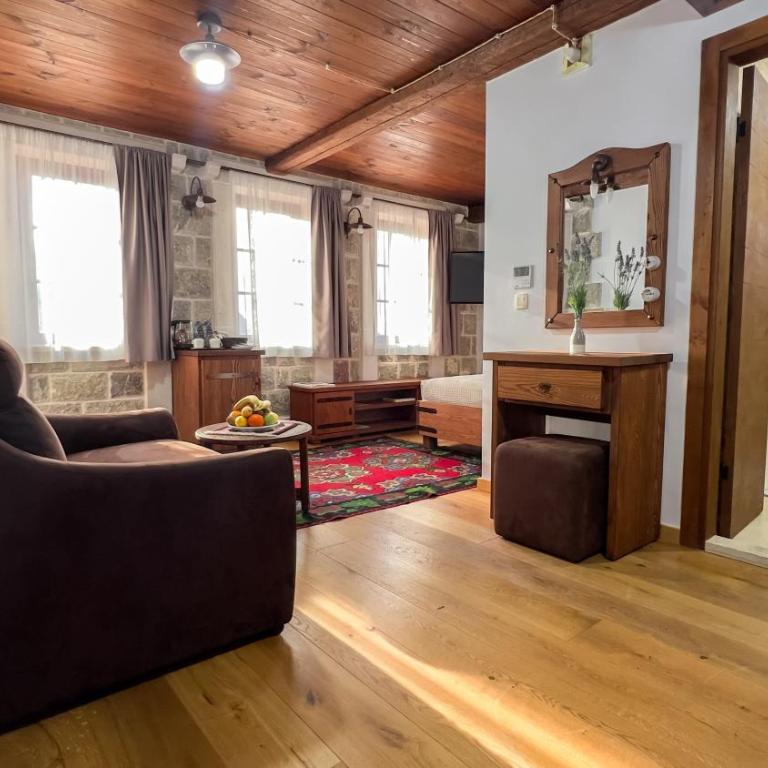 Stara Čaršija Hotel & SPA - Triple Room with Terrace - 10