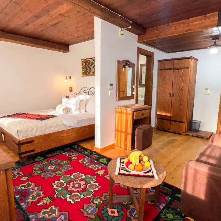 Stara Čaršija Hotel & SPA - Triple Room with Terrace - 7