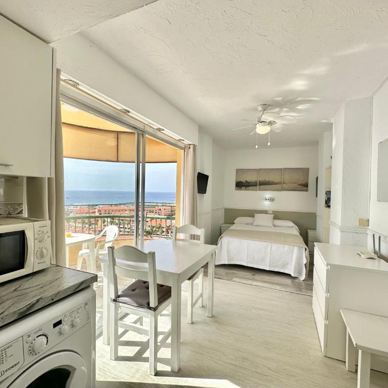 Estudio Torres del Sol - Estudio con vistas al mar - 11