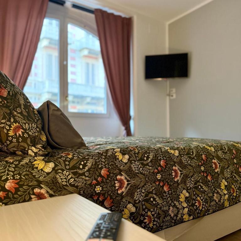 Casa del Girasole - Three-Bedroom Apartment - 15