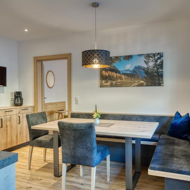 Alpenrose Tux - Apartment - 11