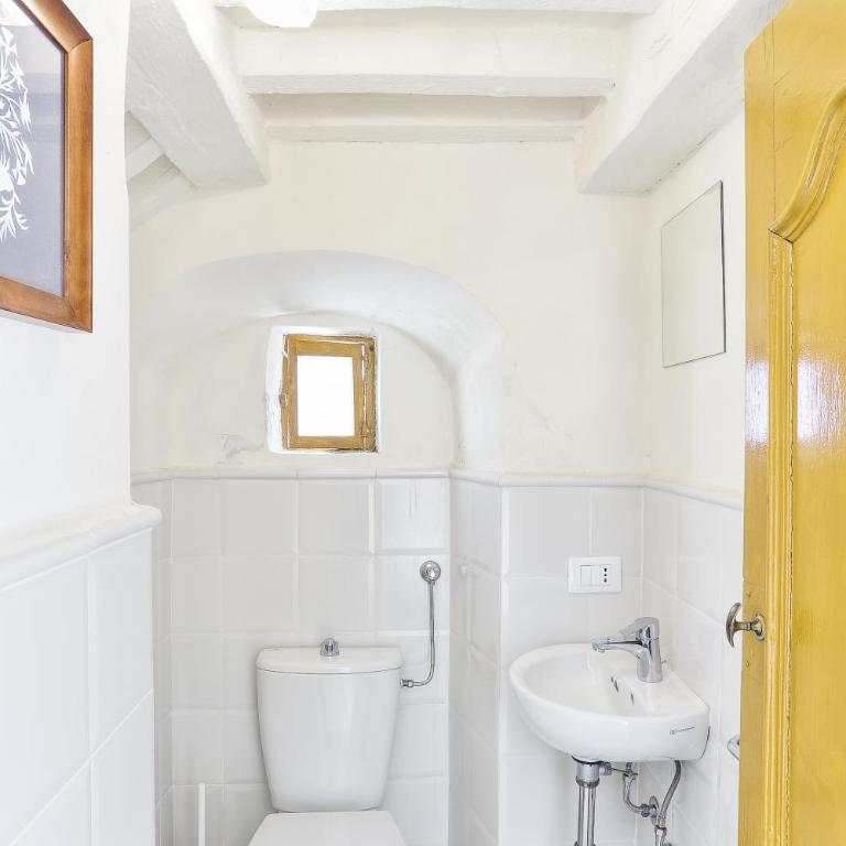 The Monastery - Appartamento con 4 Camere da Letto e Balcone - 10