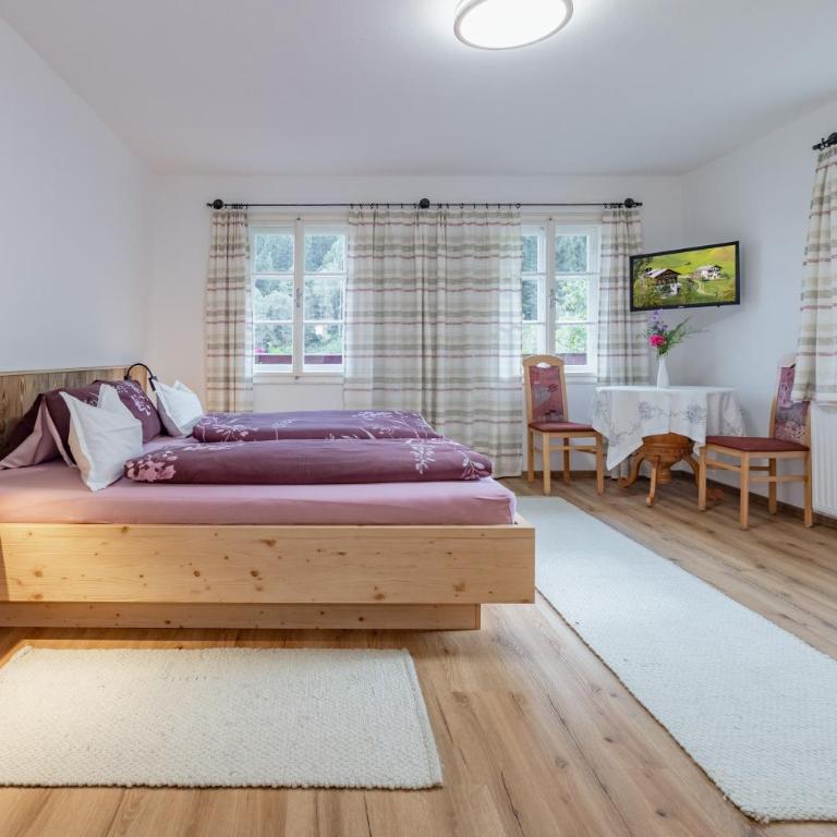 Bauernhof Pergila - Apartment mit 1 Schlafzimmer, Balkon und Bergblick - 5